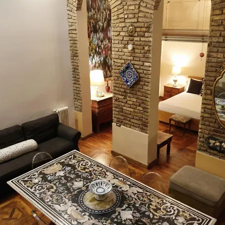 Colosseum Imperial Fora Ancient House In Monti Apartament *
