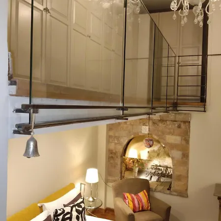 Apartament Colosseum Imperial Fora Ancient House In Monti Rzym